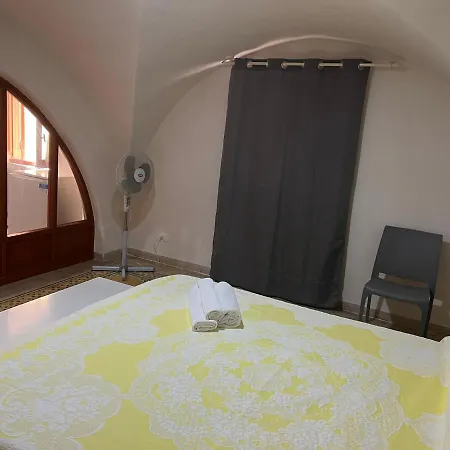 Tedesco Tatil Evi